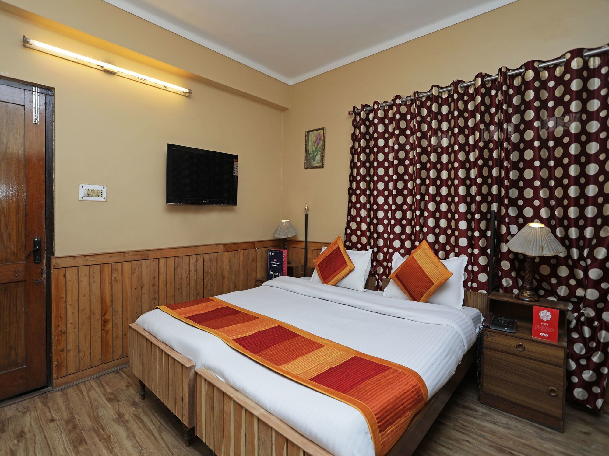 Oyo 12542 Ankur Plaza Nainital